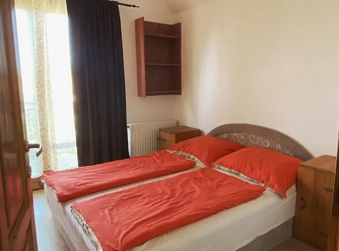 Apartament Mandarin *